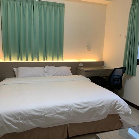 Emerald Diamond Building 1 Zhunan Экстерьер фото